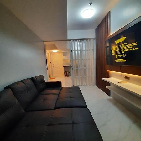 Beach Front Living In The Heart Of The City, Azure Residences Manila Eksteriør bilde