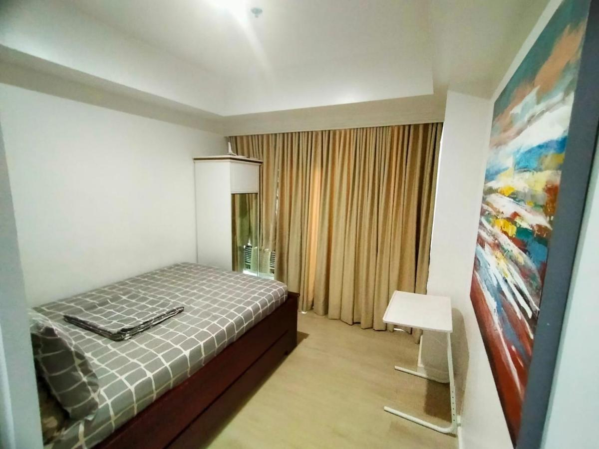 Beach Front Living In The Heart Of The City, Azure Residences Manila Eksteriør bilde