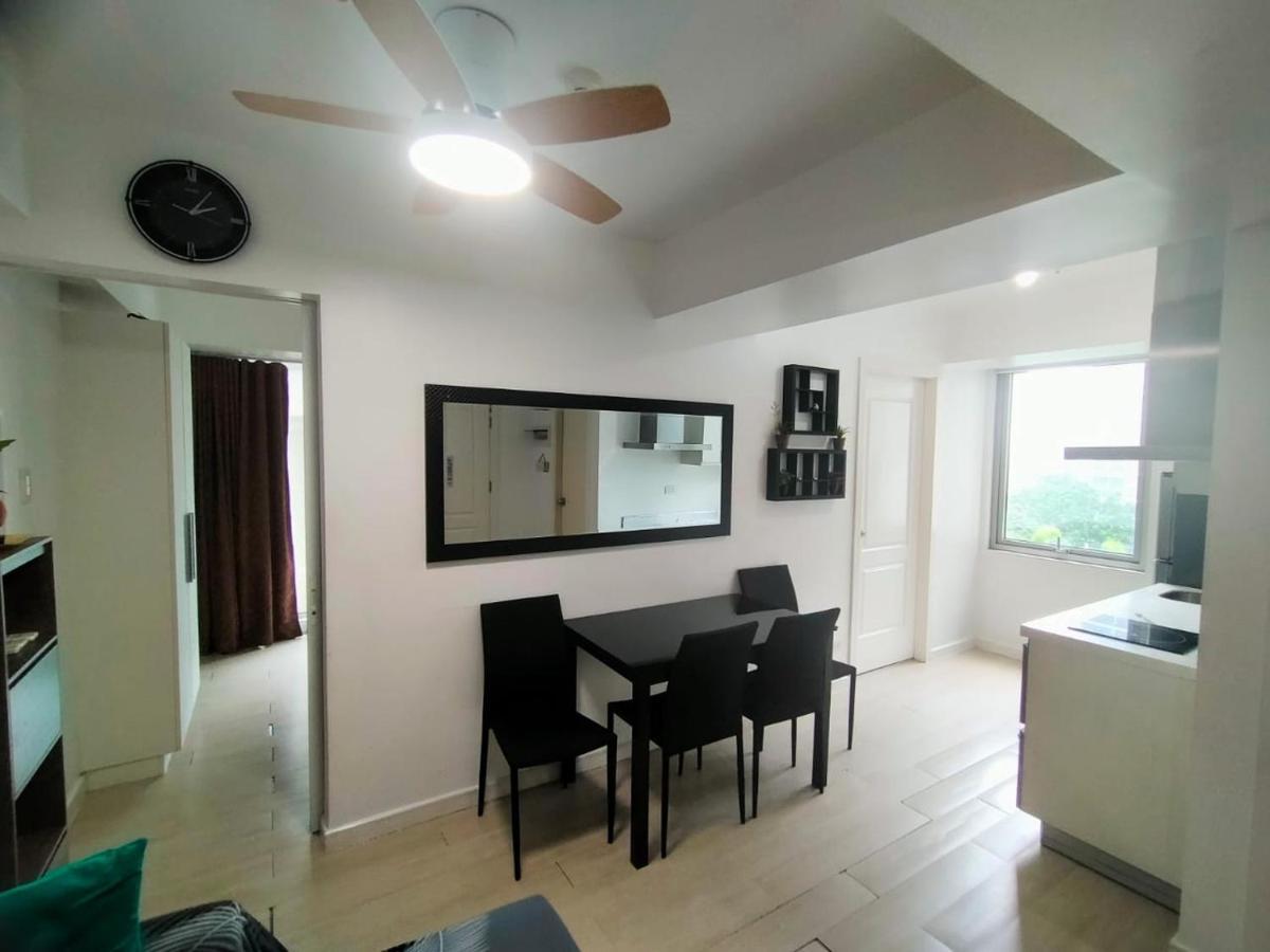 Beach Front Living In The Heart Of The City, Azure Residences Manila Eksteriør bilde