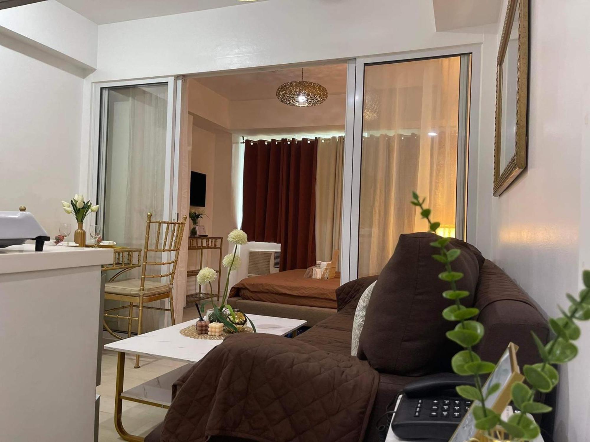 Beach Front Living In The Heart Of The City, Azure Residences Manila Eksteriør bilde