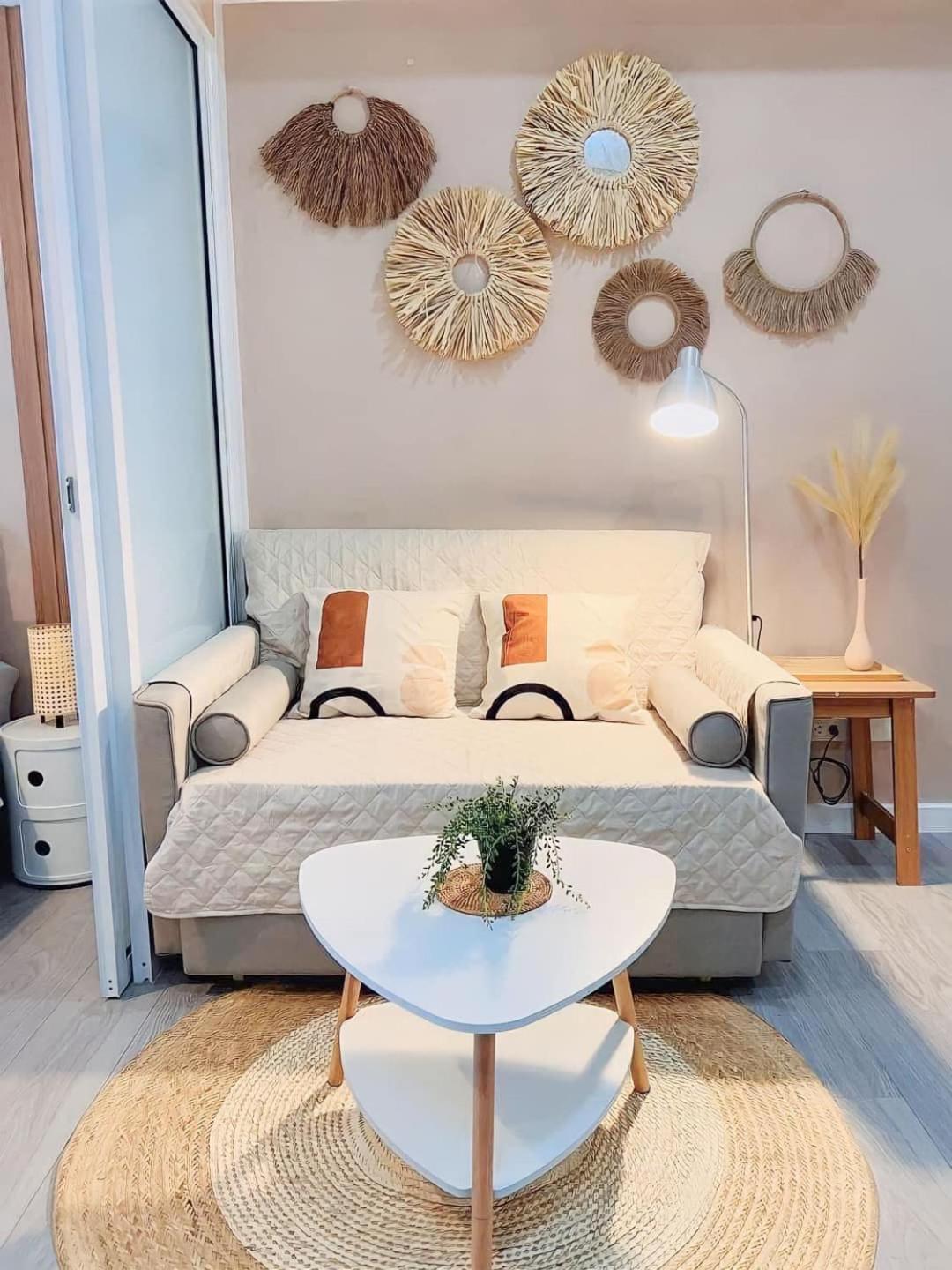 Beach Front Living In The Heart Of The City, Azure Residences Manila Eksteriør bilde