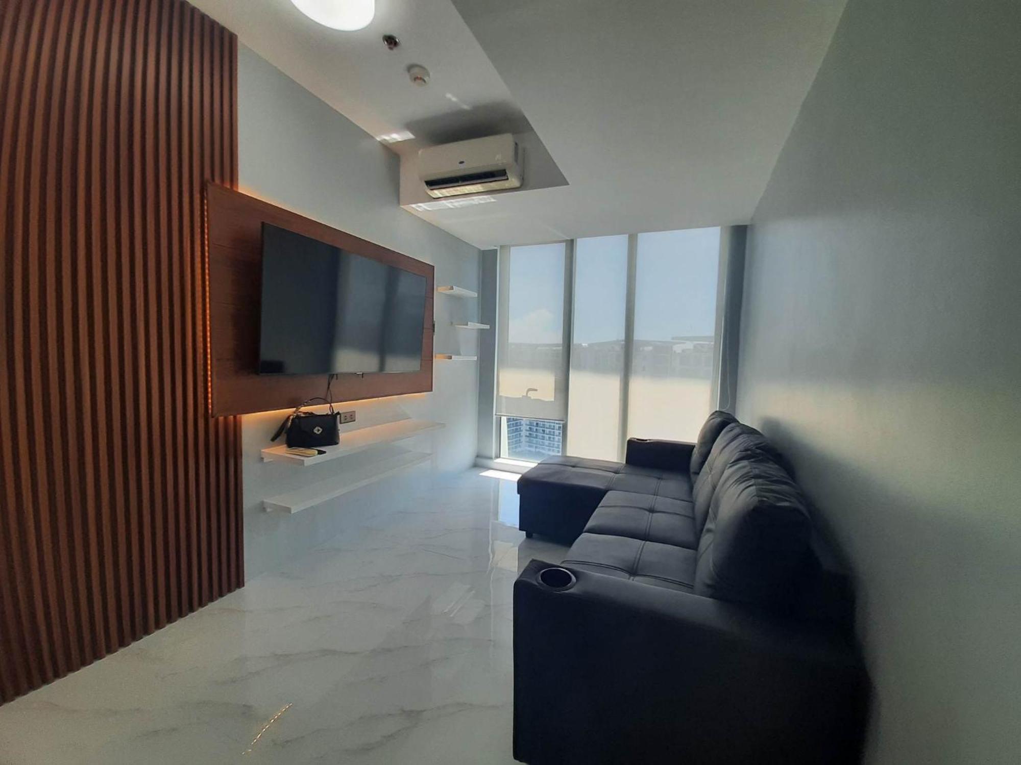 Beach Front Living In The Heart Of The City, Azure Residences Manila Eksteriør bilde