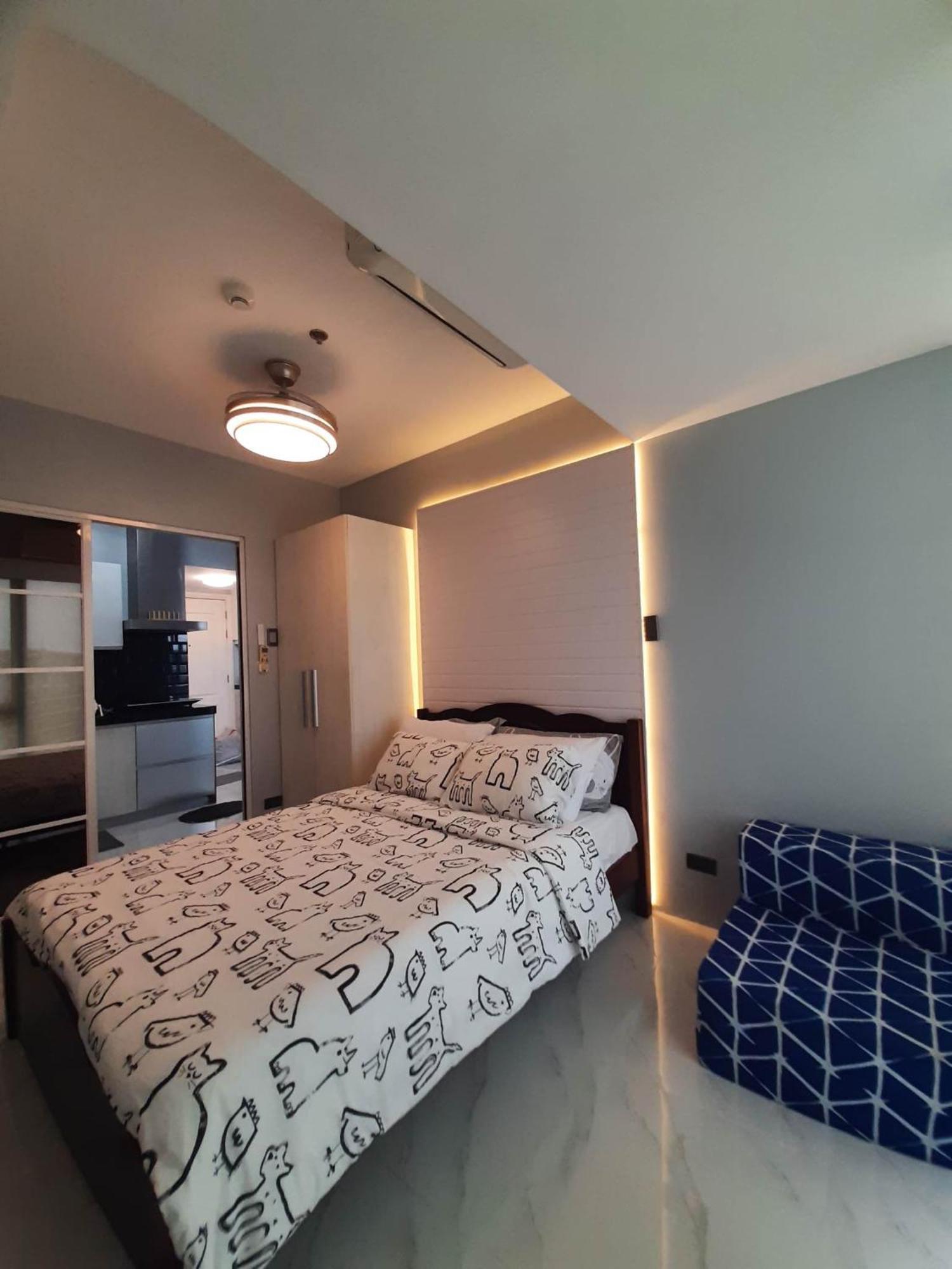 Beach Front Living In The Heart Of The City, Azure Residences Manila Eksteriør bilde