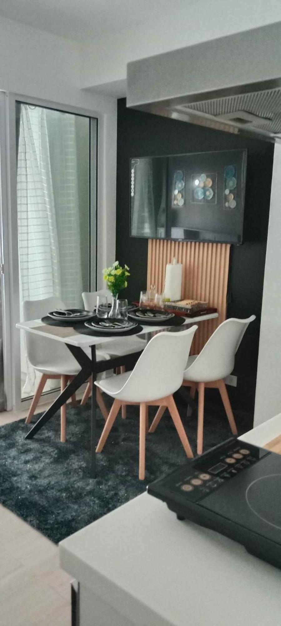 Beach Front Living In The Heart Of The City, Azure Residences Manila Eksteriør bilde