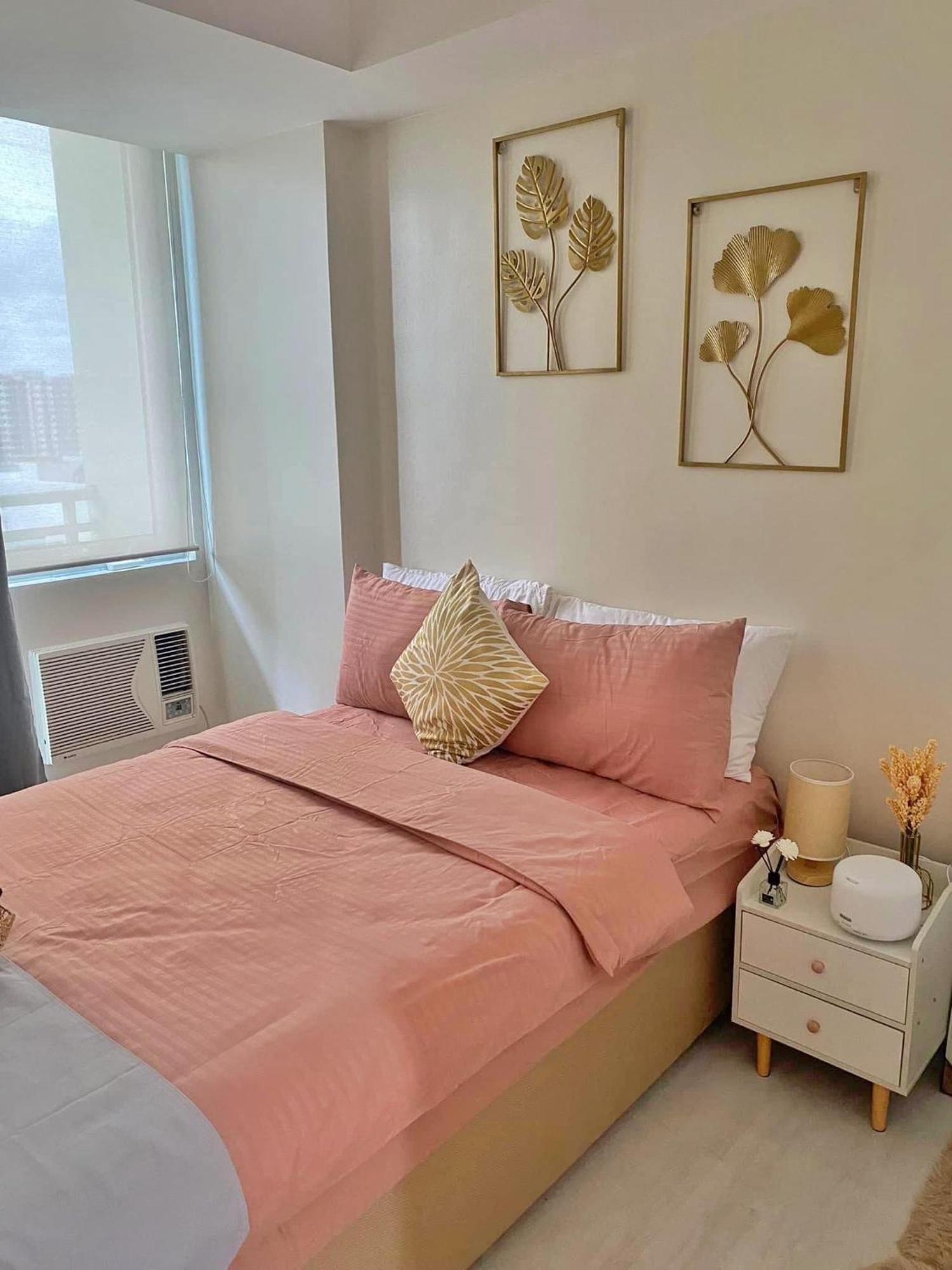 Beach Front Living In The Heart Of The City, Azure Residences Manila Eksteriør bilde